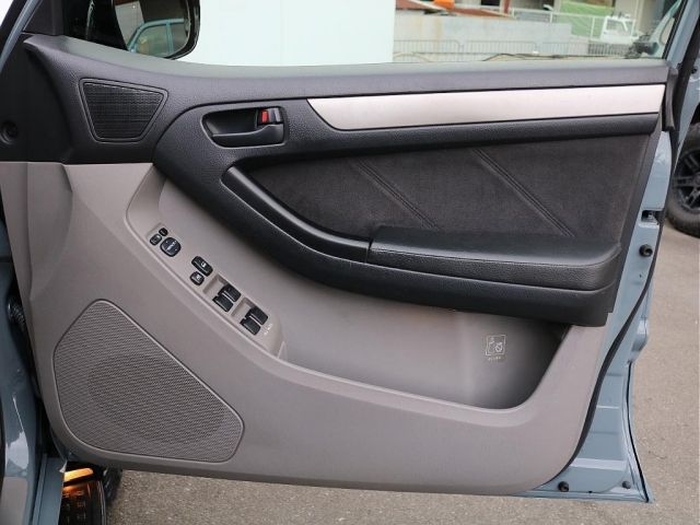 TOYOTA HILUXSURF WAGON 4WD 2004 Image 31