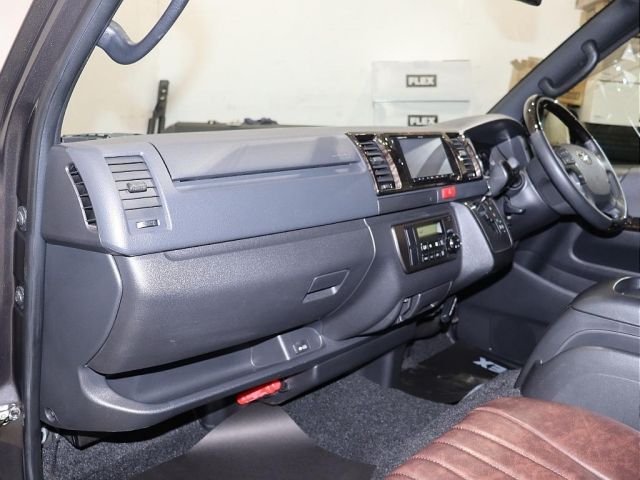 TOYOTA REGIUSACE VAN 2WD 2019 Image 31