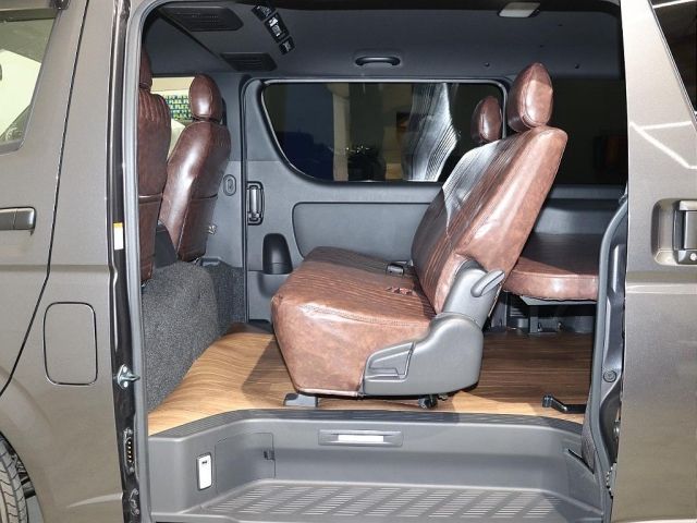 TOYOTA REGIUSACE VAN 2WD 2019 Image 31