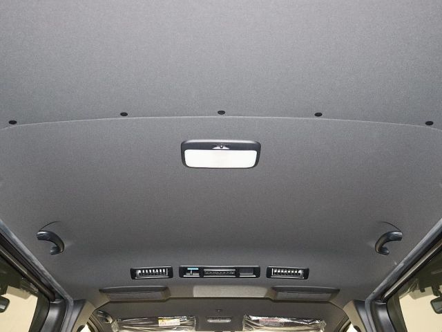 TOYOTA REGIUSACE VAN 2WD 2019 Image 31