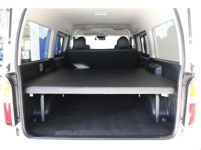 TOYOTA HIACE VAN 2WD 2021 Image 31