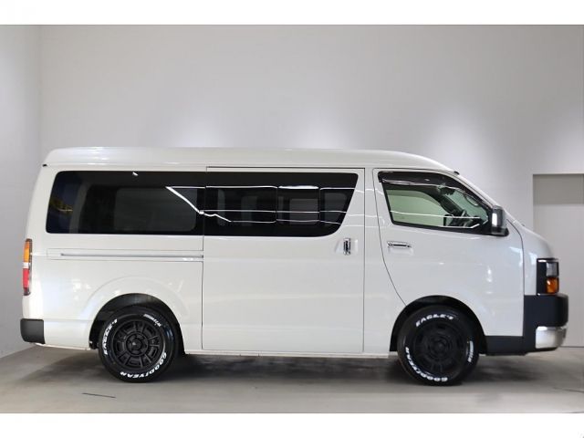 TOYOTA HIACE VAN 2WD 2021 Image 31