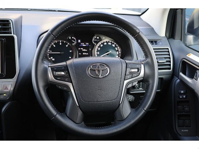 TOYOTA LANDCRUISER PRADO 2021 Image 31