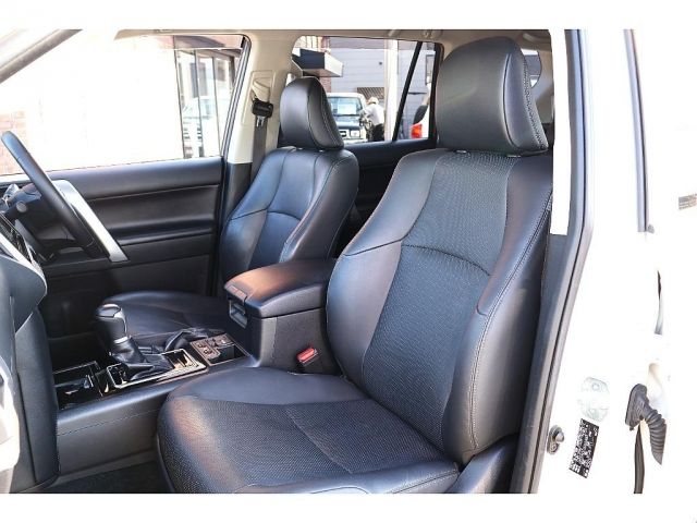 TOYOTA LANDCRUISER PRADO 2021 Image 31