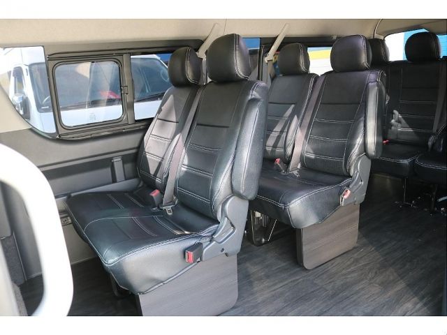 TOYOTA HIACE WAGON 4WD 2020 Image 31