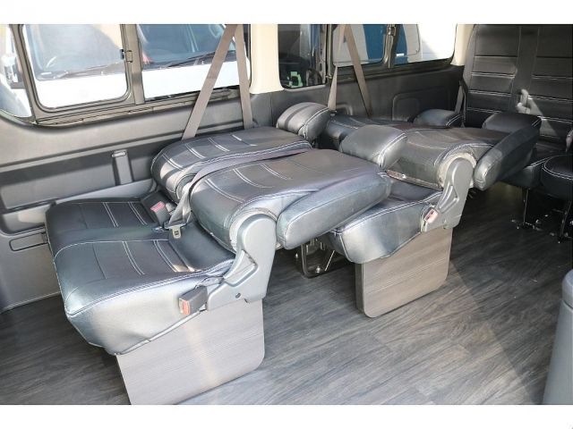 TOYOTA HIACE WAGON 4WD 2020 Image 31