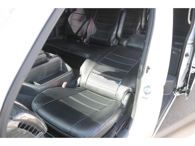 TOYOTA HIACE WAGON 4WD 2020 Image 31