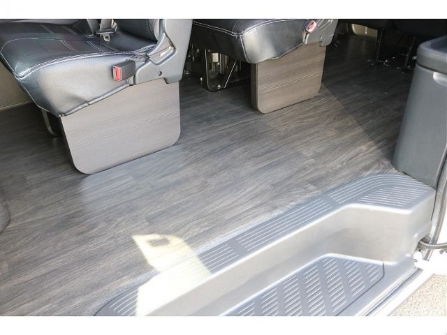 TOYOTA HIACE WAGON 4WD 2020 Image 31