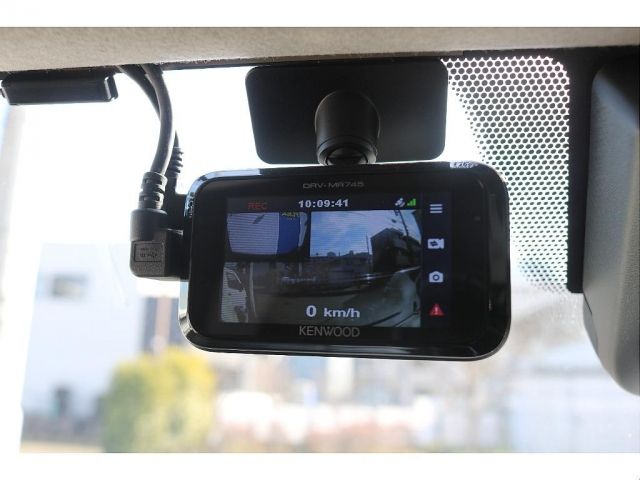 TOYOTA HIACE WAGON 4WD 2020 Image 31