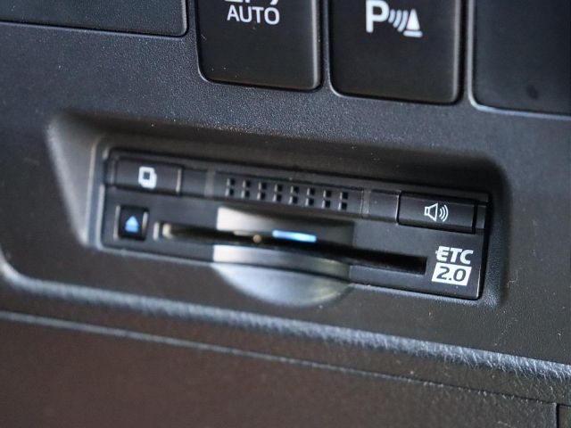 TOYOTA LANDCRUISER WAGON 2016 Image 31