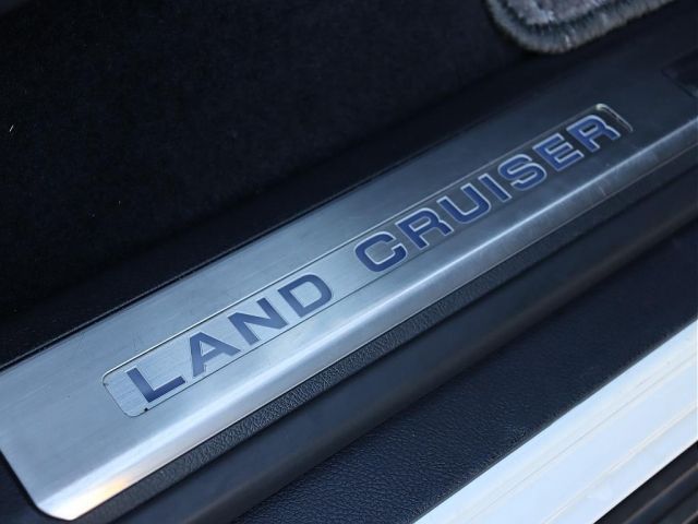 TOYOTA LANDCRUISER WAGON 2016 Image 31