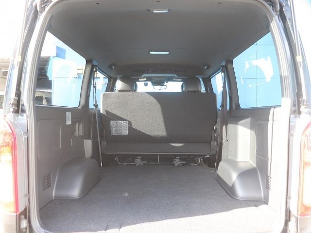 TOYOTA HIACE VAN 2WD 2020 Image 31