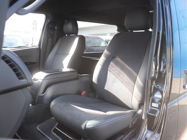 TOYOTA HIACE VAN 2WD 2020 Image 31