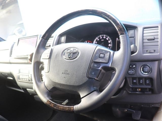 TOYOTA HIACE VAN 2WD 2020 Image 31