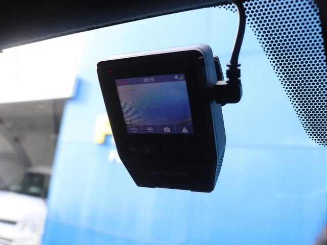 TOYOTA HIACE VAN 2WD 2020 Image 31