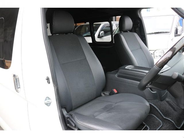 TOYOTA REGIUSACE VAN 2WD 2022 Image 31