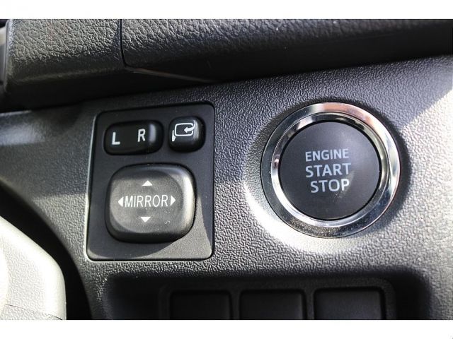 TOYOTA REGIUSACE VAN 2WD 2022 Image 31