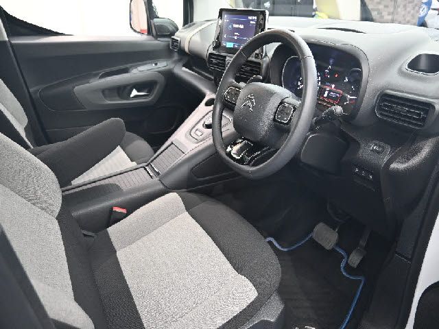 CITROEN BERLINGO 2023 Image 31