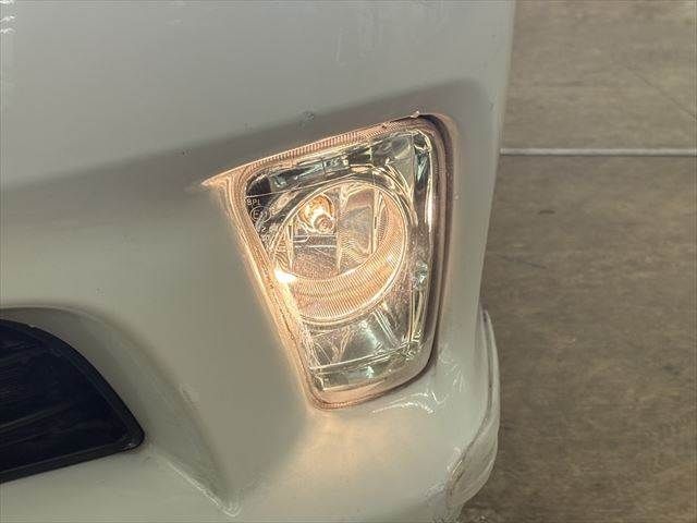 TOYOTA CROWN SEDAN 2011 Image 31