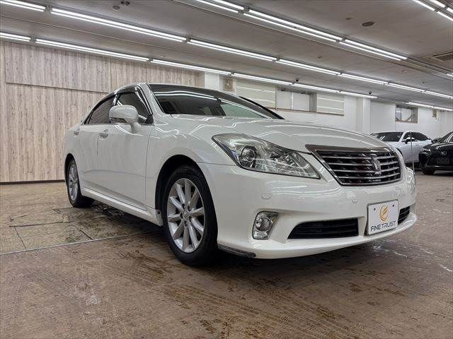 TOYOTA CROWN SEDAN 2011 Image 31