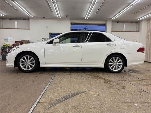 TOYOTA CROWN SEDAN 2011 Image 31