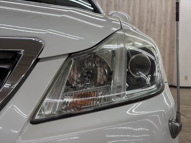 TOYOTA CROWN SEDAN 2011 Image 31