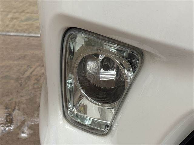 TOYOTA CROWN SEDAN 2011 Image 31