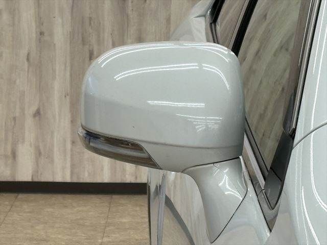 TOYOTA CROWN SEDAN 2011 Image 31