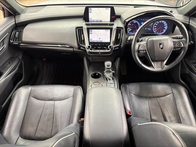 TOYOTA CROWN SEDAN HYBRID 2018 Image 31