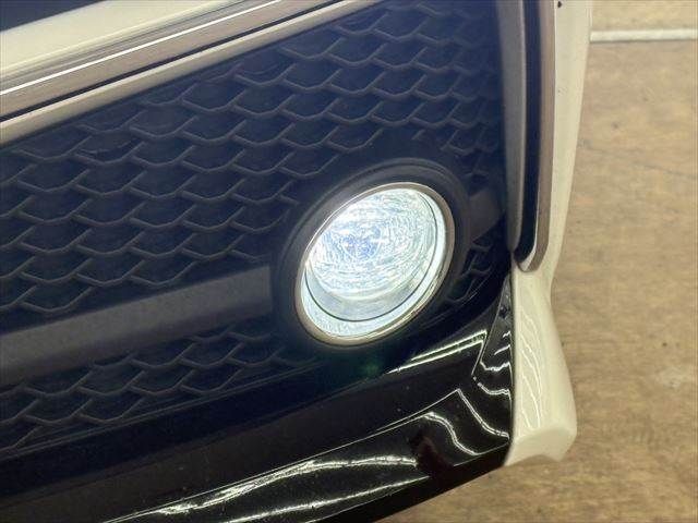 TOYOTA CROWN SEDAN HYBRID 2018 Image 31