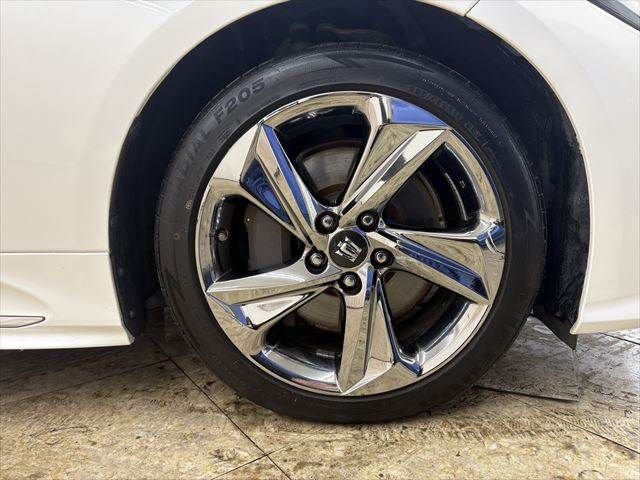 TOYOTA CROWN SEDAN HYBRID 2018 Image 31