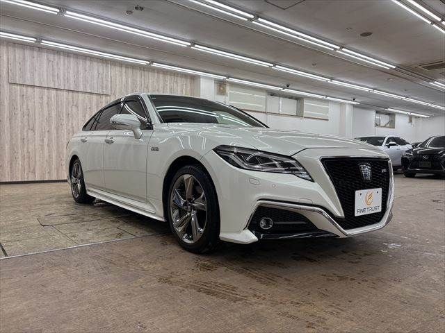 TOYOTA CROWN SEDAN HYBRID 2018 Image 31