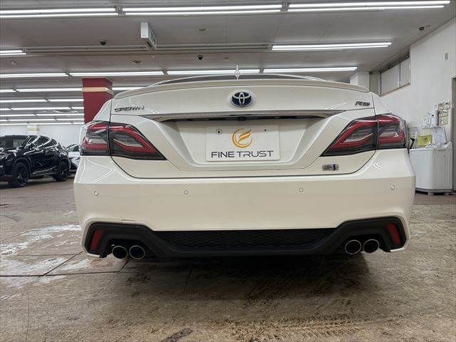 TOYOTA CROWN SEDAN HYBRID 2018 Image 31