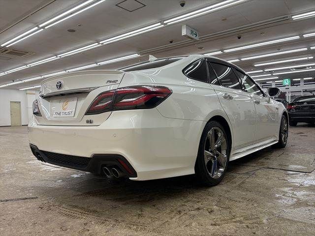 TOYOTA CROWN SEDAN HYBRID 2018 Image 31