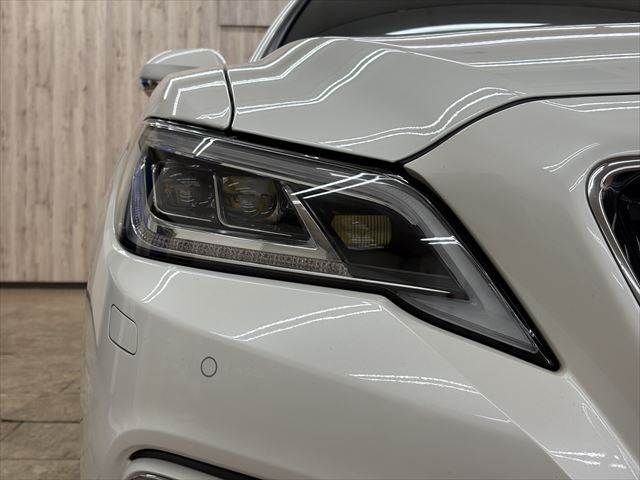 TOYOTA CROWN SEDAN HYBRID 2018 Image 31