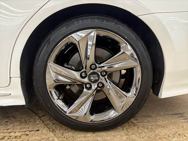 TOYOTA CROWN SEDAN HYBRID 2018 Image 31