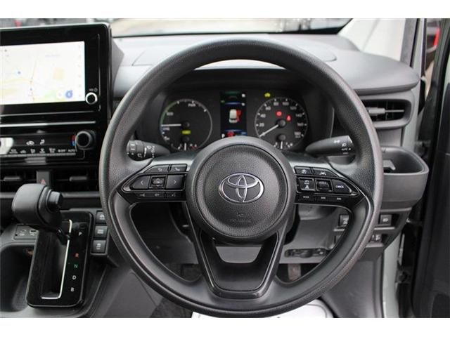 TOYOTA SIENTA HYBRID 2023 Image 31