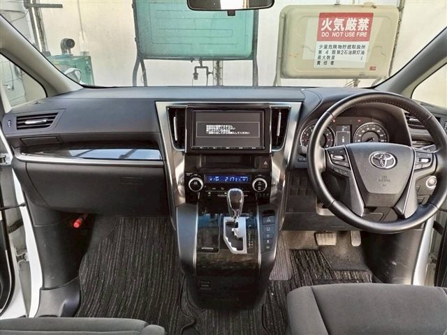 TOYOTA VELLFIRE 4WD 2016 Image 31