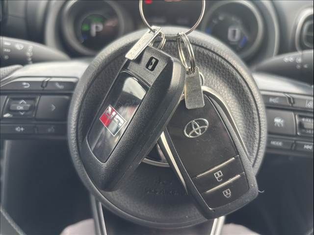 TOYOTA YARIS CROSS HYBRID 2023 Image 31