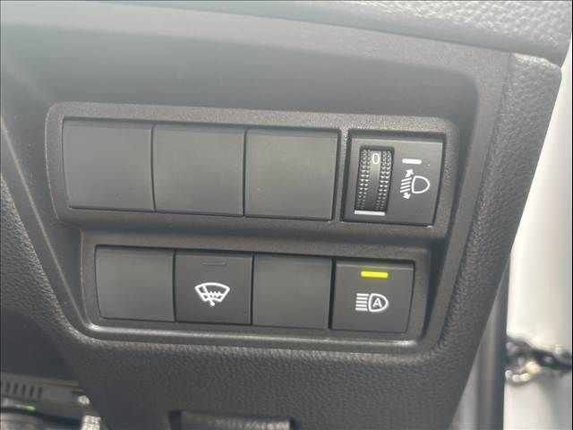 TOYOTA YARIS CROSS HYBRID 2023 Image 31