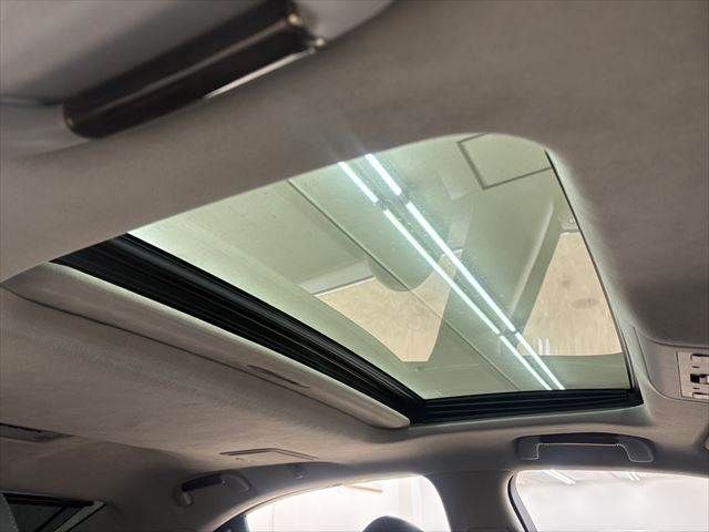 TOYOTA LEXUS LS600H 2013 Image 31