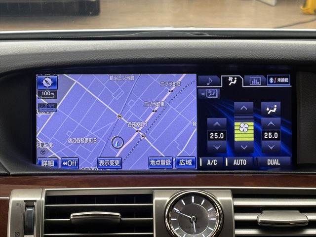 TOYOTA LEXUS LS600H 2013 Image 31