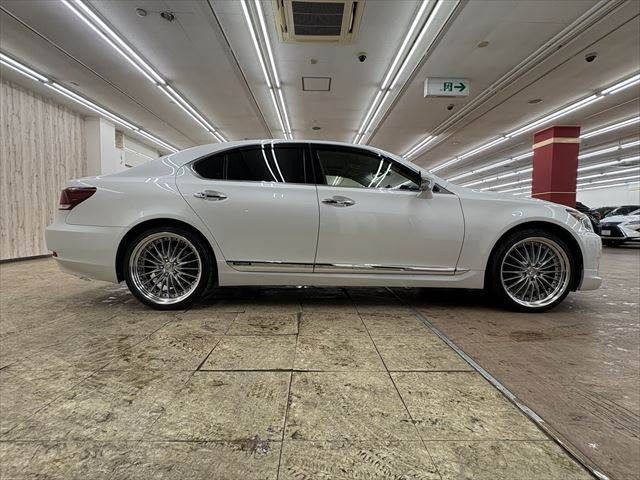 TOYOTA LEXUS LS600H 2013 Image 31