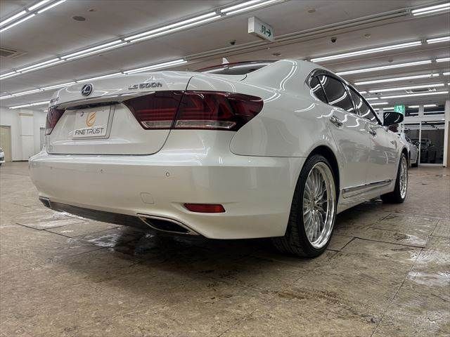 TOYOTA LEXUS LS600H 2013 Image 31