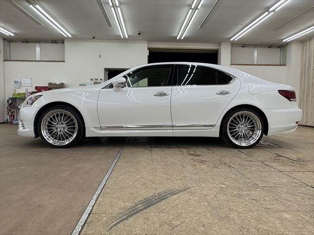 TOYOTA LEXUS LS600H 2013 Image 31