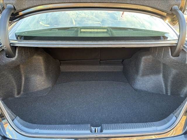 TOYOTA MARK X 2013 Image 31