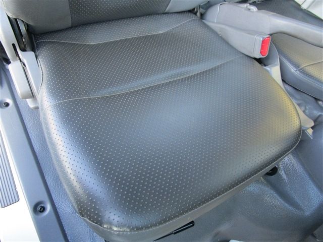 ISUZU  2016 Image 31