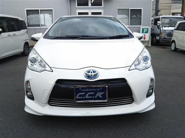 TOYOTA AQUA 2013 Image 31