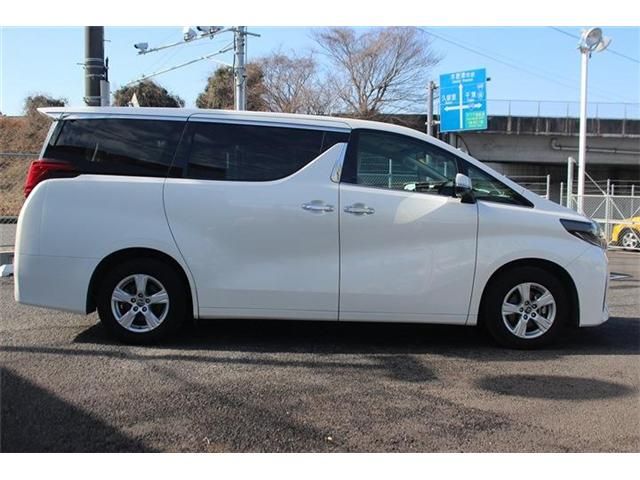 TOYOTA ALPHARD 2018 Image 31