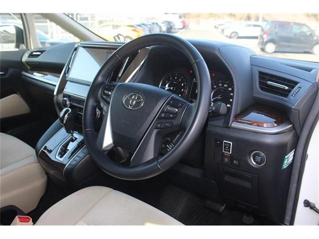 TOYOTA ALPHARD 2018 Image 31